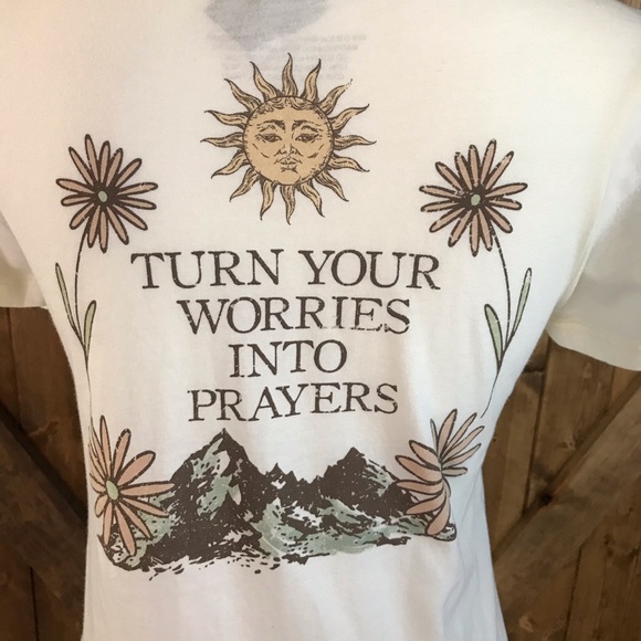 Social Scene Ivory Short Sleeve Tee Size XS - Picture 3 of 7